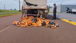 Ação conjunta apreende carreta com grande quantidade de drogas em MS