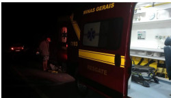 Sem aceitar fim de relacionamento, homem agride a facadas ex-mulher e amigo