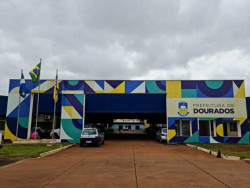 Marçal demite mais de 500 comissionados e corta gratificações