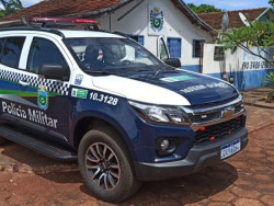 Homem é preso por agredir esposa na fronteira de MS