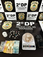 Polícia prende dona de 'boca de fumo’ e apreende porções de crack em Dourados