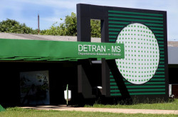 Detran alerta que não envia SMS ou e-mail com informações de suspensão da CNH