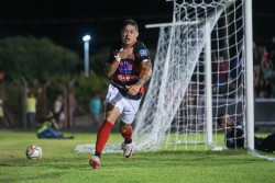 Em jogo de duas viradas e cinco gols, Águia Negra vence Naviraiense em Rio Brilhante