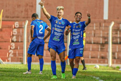 Ivinhema surpreende e goleia Operário em Campo Grande