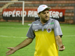 Águia Negra é o primeiro time a trocar treinador no Campeonato Estadual