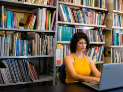 Governo lança edital para bolsas culturais e incentivo à pesquisa e intercâmbio