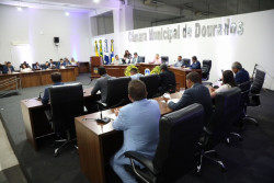 Câmara inicia ano legislativo de 2025 com sessão solene nesta segunda-feira
