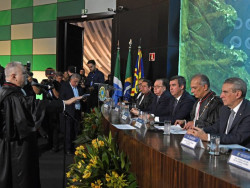 Governo reafirma o compromisso com combate à desinformação e diálogo construtivo