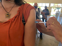 Dourados tem 63% da população vacinada ao menos com uma dose