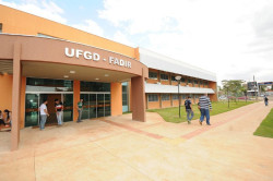 Advogado denuncia irregularidades por mudança em horário de prova em curso da UFGD