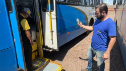 Prefeitura vistoria frota do transporte coletivo em Dourados