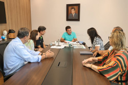 Prefeito recebe diretoria do Hospital de Amor e defende atendimento humanizado