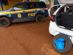 Mineiro é preso em Rio Brilhante com cocaína escondida em estepe de carro