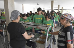 Escola estadual de Dourados é premiada em evento sobre educação alimentar