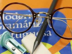 Saúde dos olhos de alunos pede atenção na volta às aulas