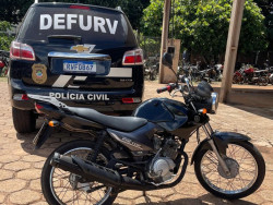 Polícia Civil apreende motocicleta com sinais identificadores adulterados