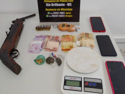 Polícia Civil fecha ‘boca de fumo’ e prende 2 pessoas em cidade de MS