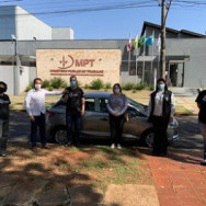 Centro de Referência de Saúde do Trabalho recebe veículo do MPT