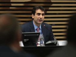 Brasil deve sofrer menos que outros países com tarifas, diz Galípolo