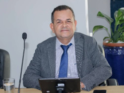Vereador é denunciado na polícia acusado de tentar extorquir secretário; ele nega