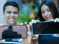 Proibição de celular na escola é bem-vinda, mas não é suficiente