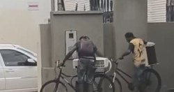 Veja o vídeo: dupla furta ar-condicionado de escritório no centro; um deles está preso