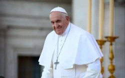 Vaticano cancela compromissos do Papa Francisco no fim de semana