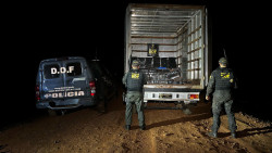 Veículo furtado no interior de SP é apreendido com 1,7 tonelada de maconha