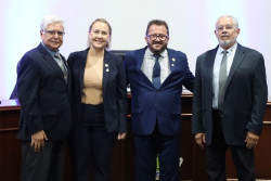 Primeira sessão solene de 2025 na Câmara celebra 120 anos do Rotary Club