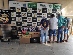 Presos na tarde desta quarta-feira (Imagem: Adilson Domingos)