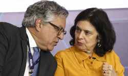 Lula troca Nísia por Alexandre Padilha no Ministério da Saúde