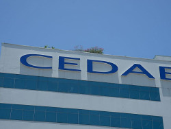 Cedae vai compensar clientes após problema em Elevatória do Limeirão