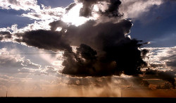 Mesmo com temperaturas elevadas, semana deverá ter mudança brusca