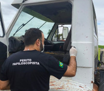 Trio é preso por furto de caminhão avaliado em R$ 200 mil que seria levado para o Paraguai