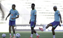 Brasil enfrenta Colômbia no Mané Garrincha, em Brasília, nesta noite