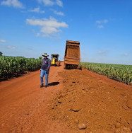 Secretaria de Obras intensifica patrolamento e cascalhamento de estradas rurais