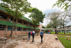 Acadêmicos da UFGD com filhos pequenos podem solicitar auxílio financeiro