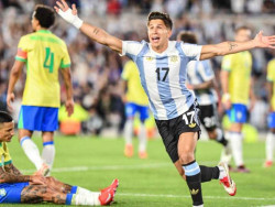 Ao som de "olé!", seleção brasileira perde de 4 a 1 para Argentina em Buenos Aires