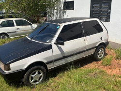 Dois suspeitos são presos por assassinato de jovem de 25 anos