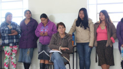 Professora com 40 anos de atuação na educação indígena vai receber o Prêmio Marta Guarani