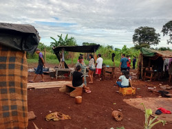 Três pessoas morrem carbonizadas em barraco de lona em área de retomada indígena