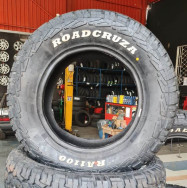 Operações da PF e da Receita apreenderam 4.269 mil pneus contrabandeados