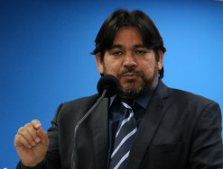 Ex-diretor da Funtrab é acusado de desviar verba para fórum evangélico em ação de R$ 215 mil