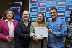 Liandra da Saúde participa de repasse simbólico a entidades e destaca apoio à AAGD