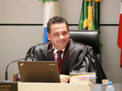 Desembargador de MS fez transações de R$ 276 mil com dinheiro vivo, aponta Polícia Federal