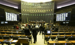 Câmara pode votar urgência para aumentar número de deputados federais