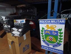 PM apreende carga de cigarros contrabandeados em chácara na fronteira