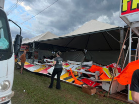 Temporal causa danos no Parque de Exposições