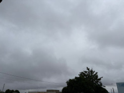Sábado de céu nublado e possibilidade mínima de chuva em Dourados