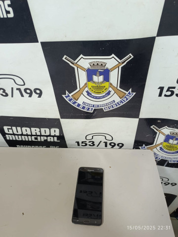 Guarda Municipal conseguiu recuperar o celular da vítima (Foto: Divulgação/GMD)